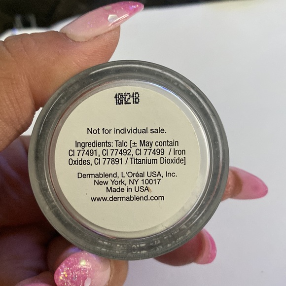 Dermablend - Picture 2 of 4